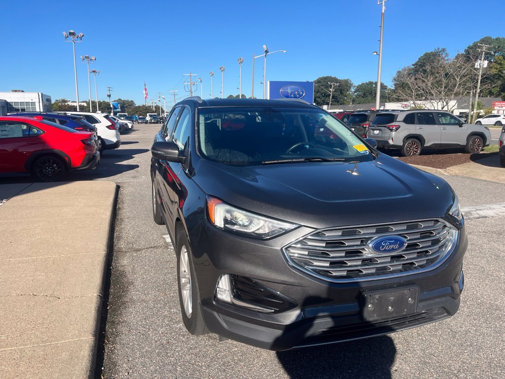 Used 2019 Ford Edge SEL w/ Equipment Group 201A FWD image 2
