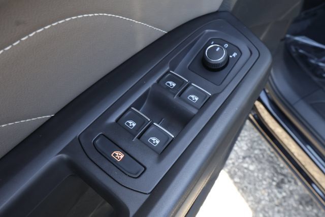 Used 2023 Volkswagen Atlas SE FWD image 12