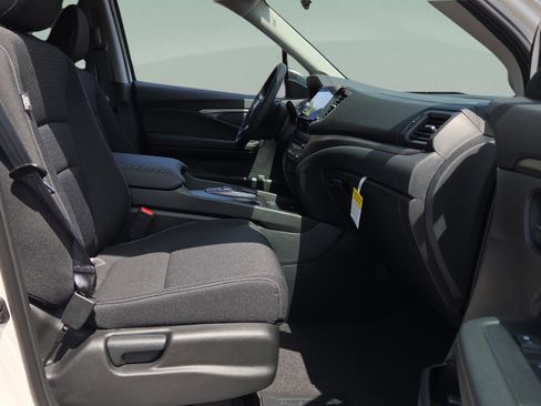 New 2026 Honda Ridgeline Sport image 18