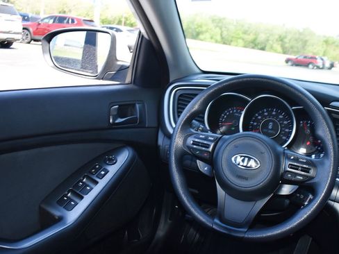 Used 2015 Kia Optima LX FWD image 16