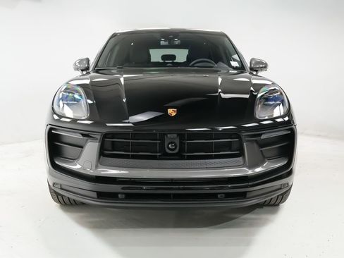 New 2026 Porsche Macan Turbo image 6