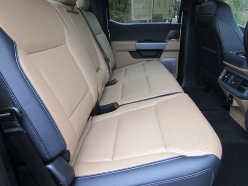 Used 2026 Ford F250 Lariat w/ Chrome Package image 22