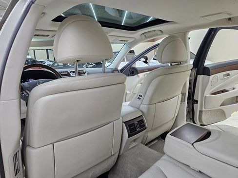Used 2010 Lexus LS 460 Luxury RWD image 26