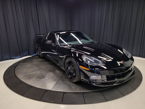 Used 2007 Chevrolet Corvette Coupe image 4