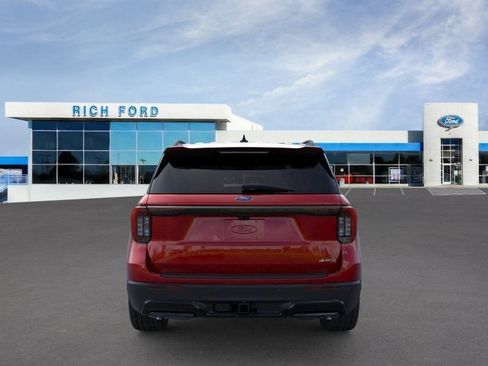 New 2026 Ford Explorer ST-Line w/ ST-Line Street Pack AWD/4WD image 5