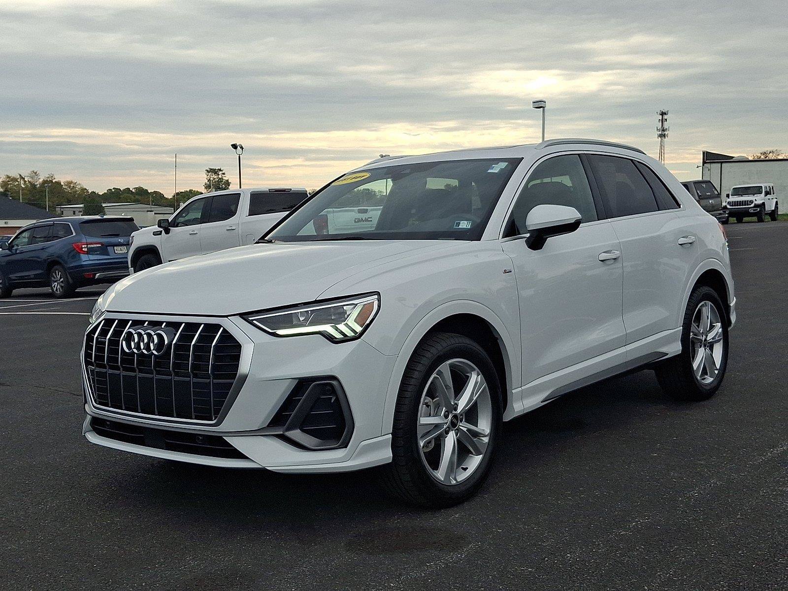 Used 2024 Audi Q3 2.0T Premium AWD/4WD image 3