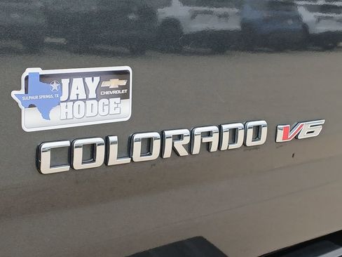 Certified 2017 Chevrolet Colorado LT w/ Luxury Package, Chrome image 33