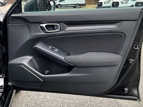 Used 2025 Honda Civic Sport image 22