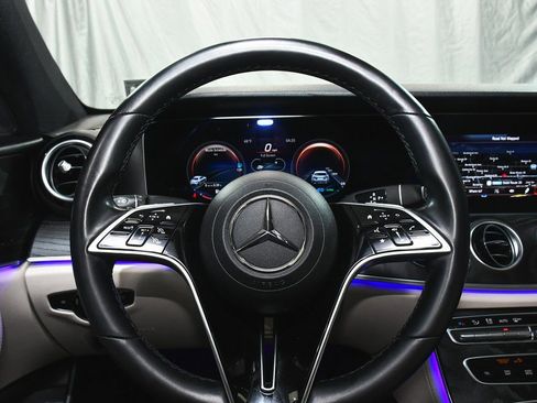 Used 2022 Mercedes-Benz E 450 4MATIC Sedan w/ Night Package image 35