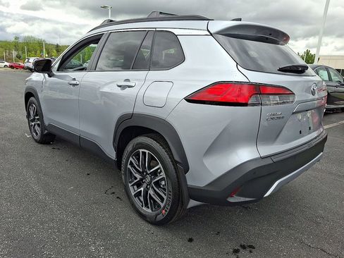 New 2026 Toyota Corolla Cross XLE AWD/4WD image 5