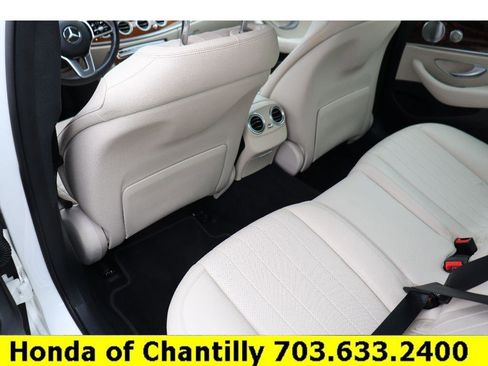 Used 2019 Mercedes-Benz E 300 E300 4MATIC image 28