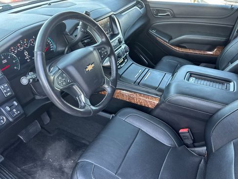 Used 2016 Chevrolet Suburban LTZ image 12