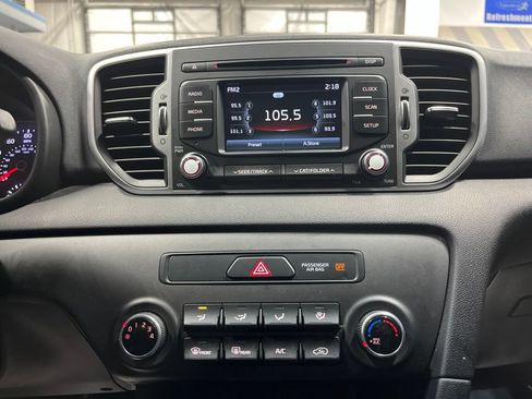 Used 2019 Kia Sportage LX FWD image 23