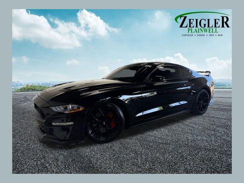Used 2022 Ford Mustang GT Premium w/ Equipment Group 401A RWD image 1