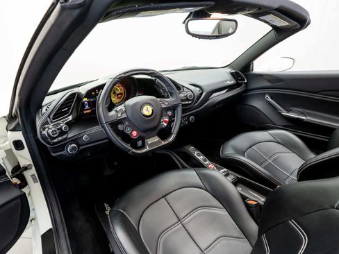Certified 2018 Ferrari 488 Spider RWD image 12