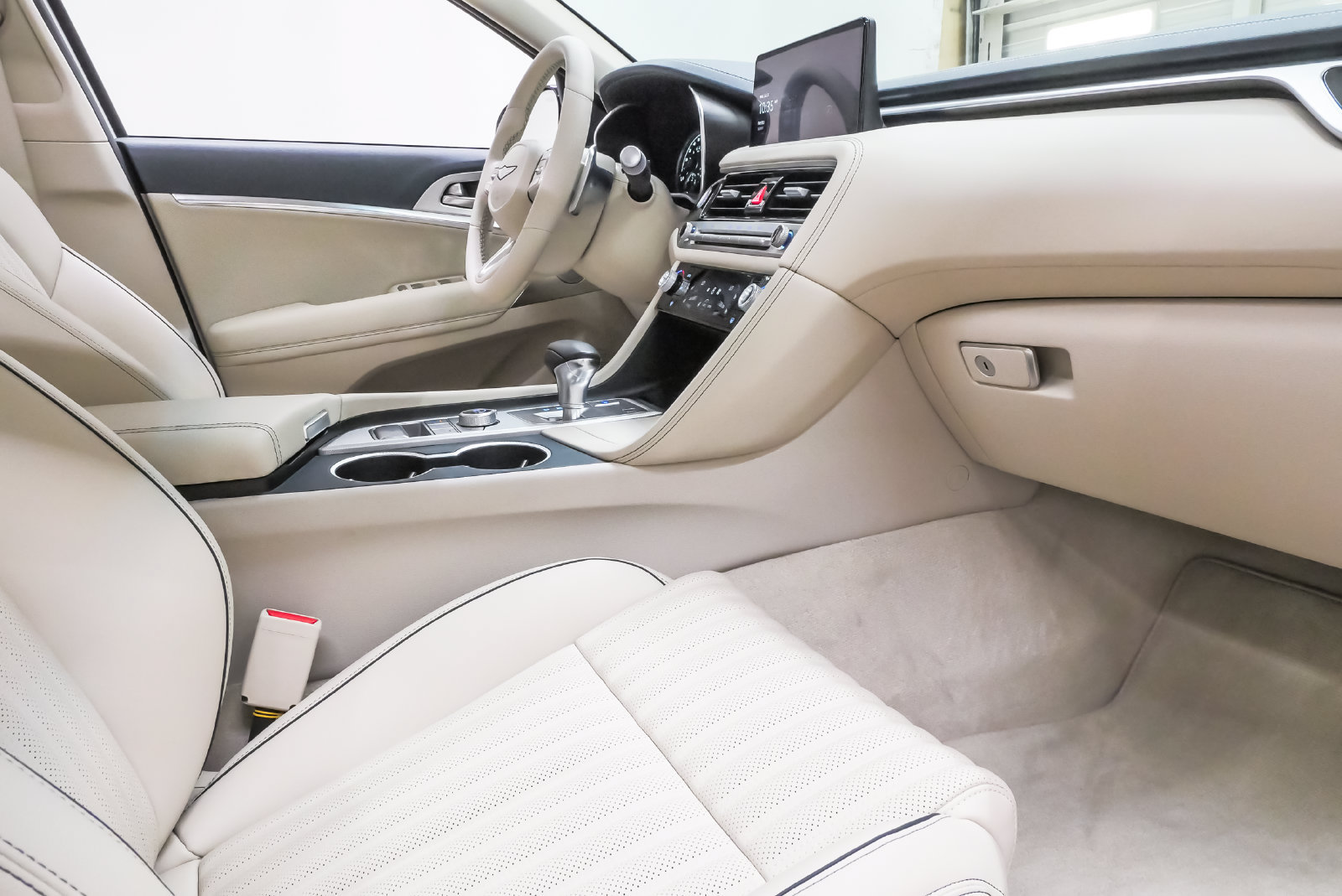 Certified 2026 Genesis G70 2.5T Prestige RWD image 13