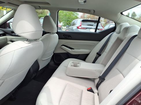 Certified 2023 Nissan Altima 2.5 SV w/ SV Premium Package FWD image 13
