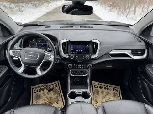 Used 2023 GMC Terrain SLT image 21