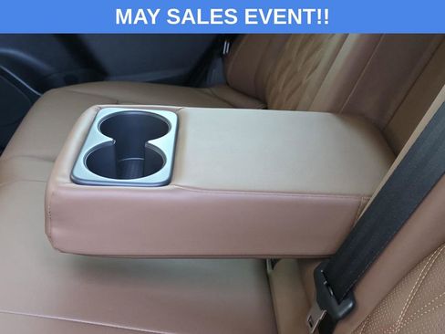 Used 2025 Nissan Rogue Platinum FWD image 12