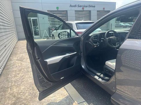 Used 2023 Lexus RX 350 Premium w/ Accessory Package AWD/4WD image 36