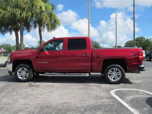 Used 2018 Chevrolet Silverado 1500 LT w/ All Star Edition RWD image 2