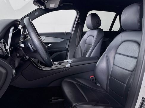 Used 2019 Mercedes-Benz GLC 300 image 16