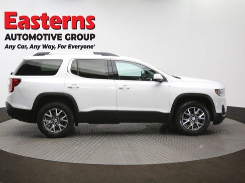 Used 2023 GMC Acadia SLT image 49