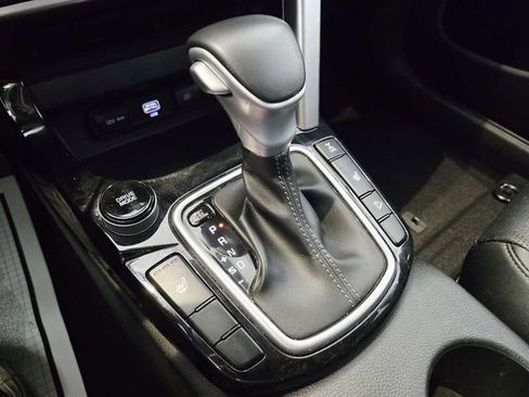 Used 2023 Kia Seltos SX image 26