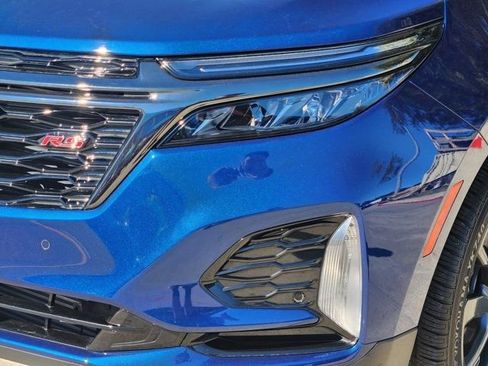 Used 2023 Chevrolet Equinox RS image 17