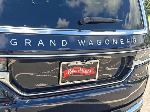 Used 2025 Jeep Grand Wagoneer 4WD w/ 8-Passenger Seating Package image 30