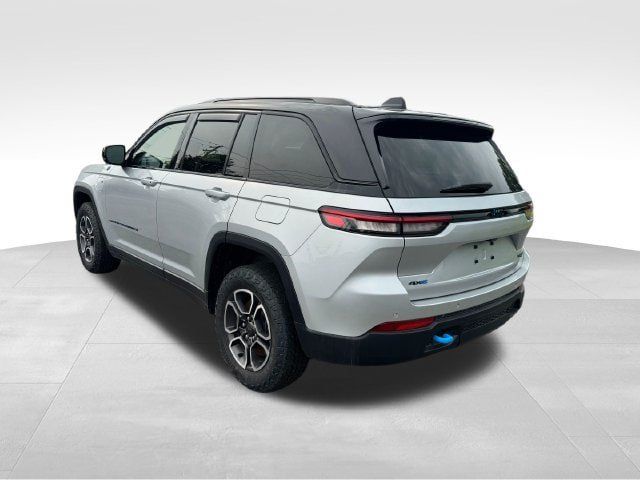 Used 2023 Jeep Grand Cherokee Trailhawk w/ Advanced Protech Group II AWD/4WD image 26