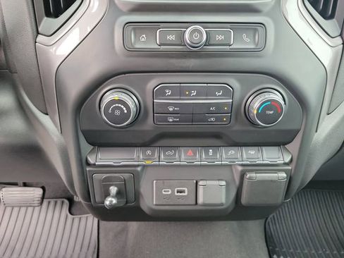 Used 2021 Chevrolet Silverado 1500 Custom image 19