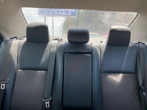 Used 2019 Toyota Corolla SE FWD image 33