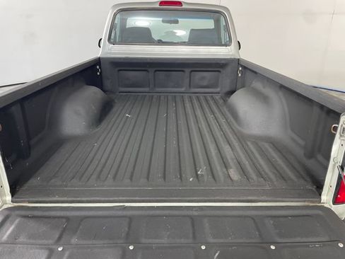 Used 2000 Toyota Tacoma 2WD Regular Cab image 13