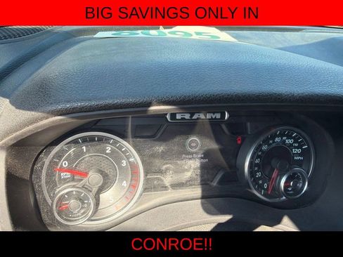Used 2022 RAM 3500 Tradesman w/ Towing Technology Group RWD image 3