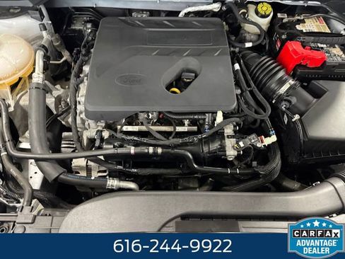 Used 2020 Ford Escape SE image 6