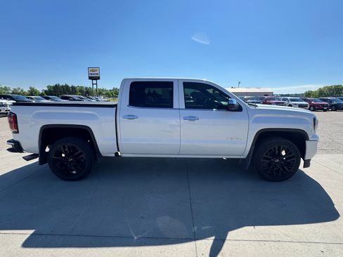 Used 2017 GMC Sierra 1500 Denali AWD/4WD image 2