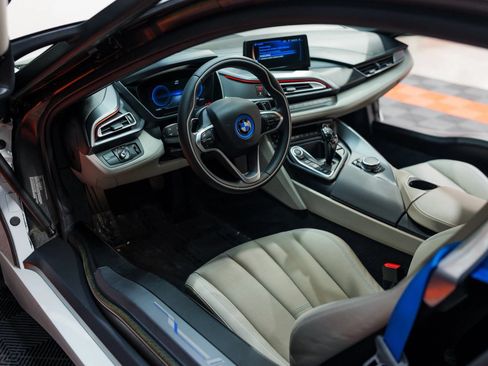 Used 2015 BMW i8 AWD/4WD image 3