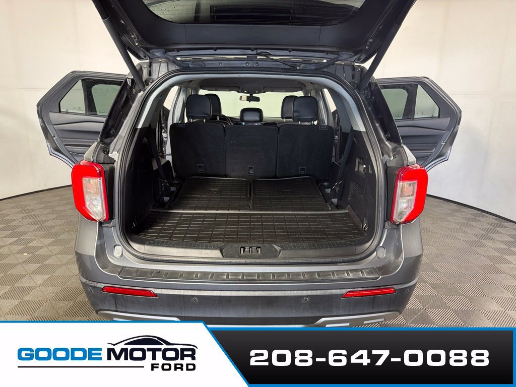 Used 2023 Ford Explorer XLT w/ Equipment Group 202A AWD/4WD image 21