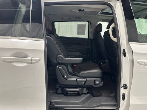 Used 2025 Honda Odyssey Elite image 51