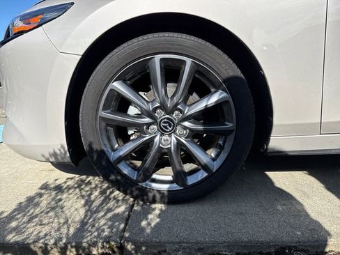 Used 2023 MAZDA MAZDA3 s image 14