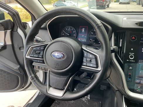 Used 2023 Subaru Outback Limited AWD/4WD image 18