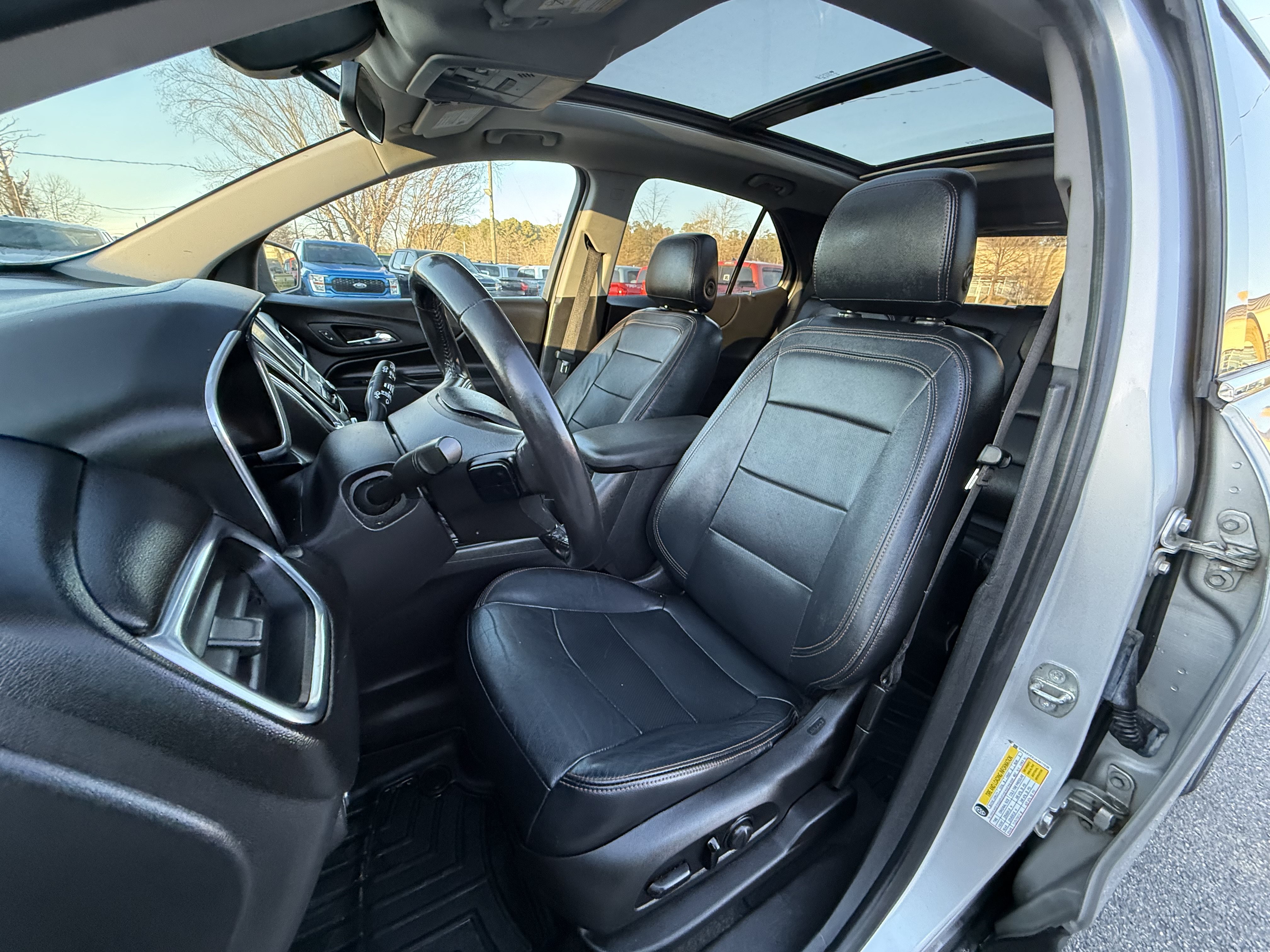 Used 2019 Chevrolet Equinox LT AWD/4WD image 9