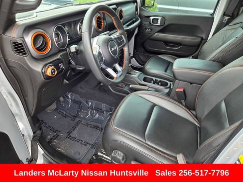 Used 2023 Jeep Gladiator Mojave w/ LED Lighting Group AWD/4WD image 12