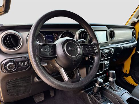 Used 2021 Jeep Wrangler Unlimited Sport AWD/4WD image 9