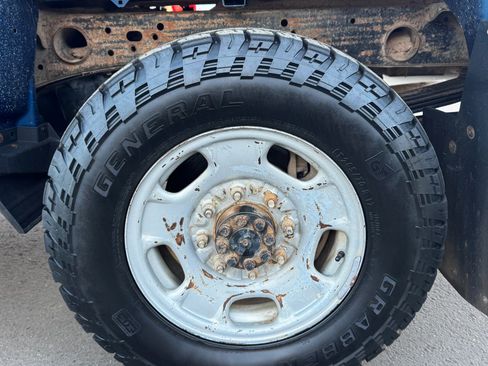 Used 2019 Chevrolet Silverado 2500 W/T image 10