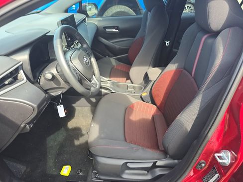 Used 2026 Toyota Corolla SE FWD image 4