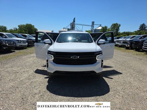 Used 2023 Chevrolet Tahoe RST w/ Luxury Package AWD/4WD image 41