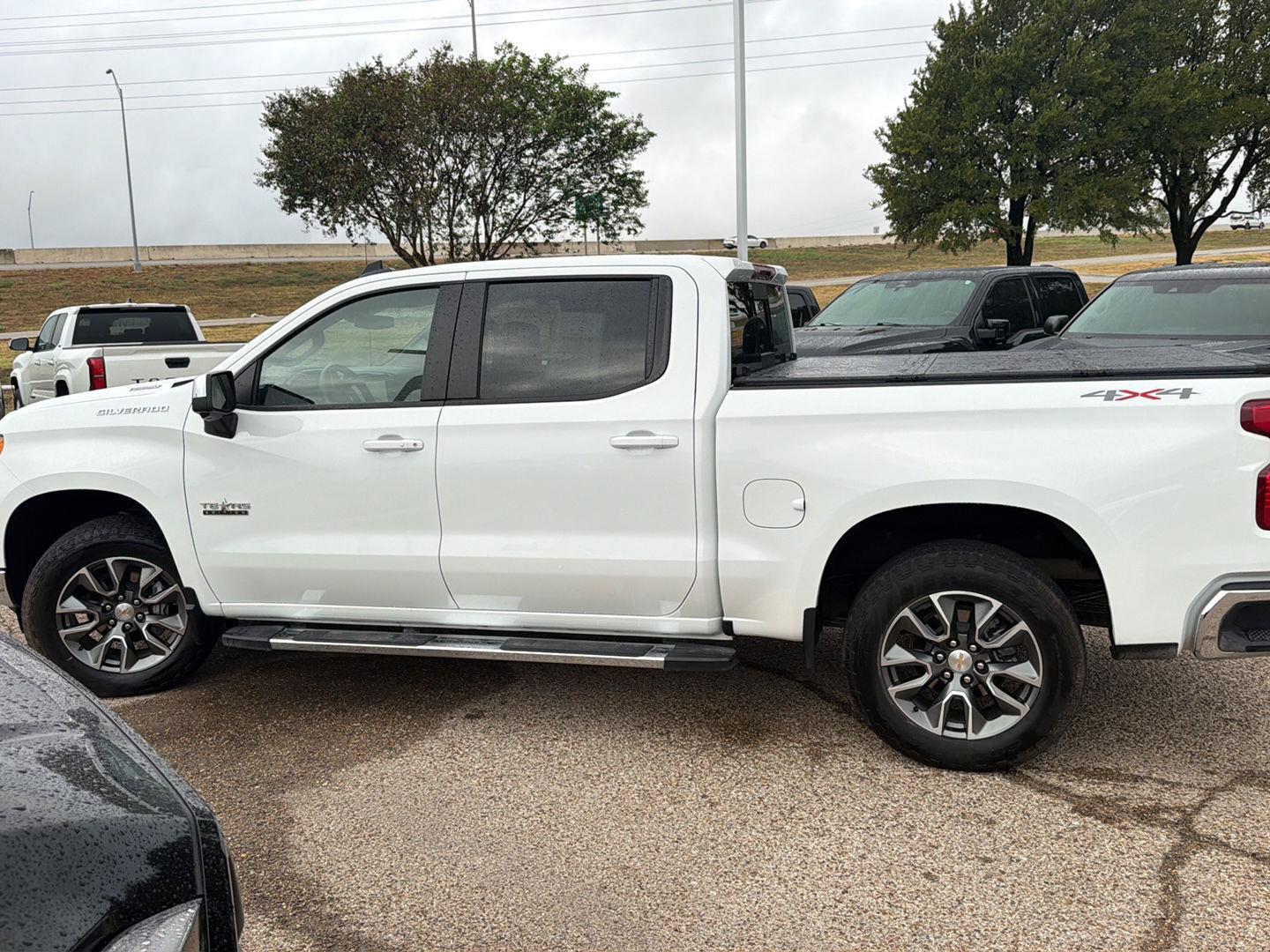 Used 2025 Chevrolet Silverado 1500 LT w/ Texas Edition Plus AWD/4WD image 6