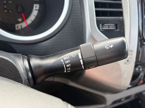 Used 2014 Toyota Tacoma PreRunner w/ SR5 Package image 16